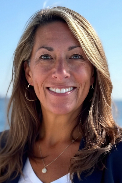 headshot-laurie-kiser